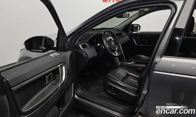 Land Rover Discovery Sport 2017 2.0 автомат (гидро), миниатюра 12