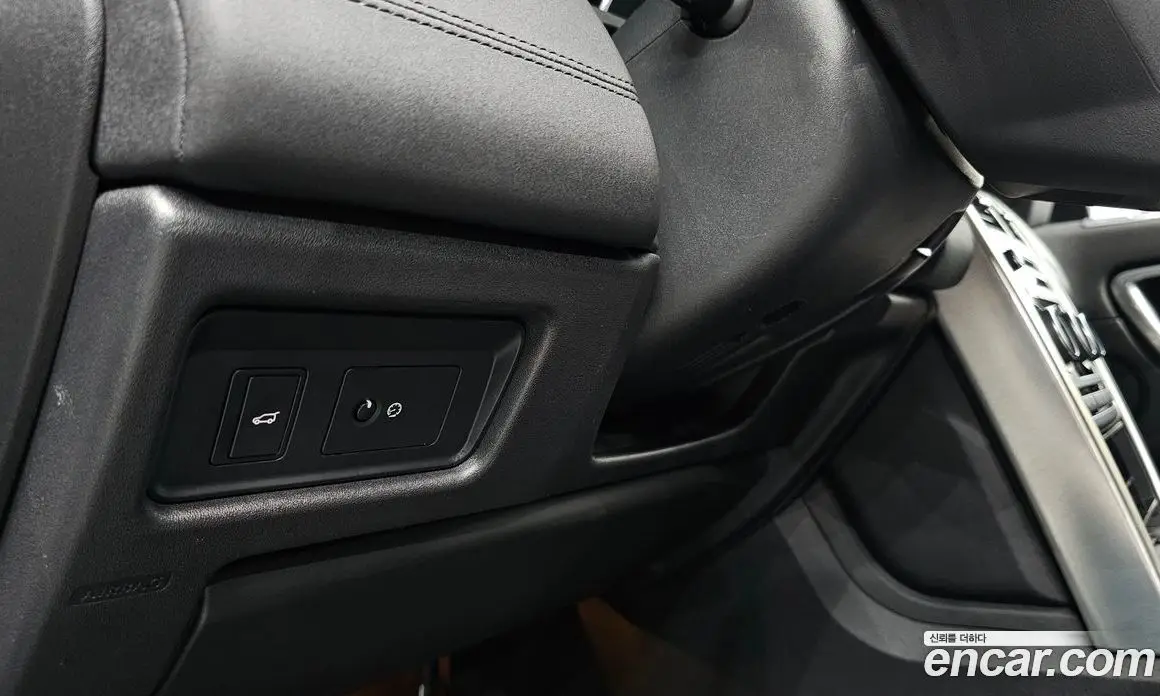 Land Rover Discovery Sport 2017 2.0 автомат (гидро), фото 25 Land Rover Discovery Sport 2017 2.0 автомат (гидро), фото 25