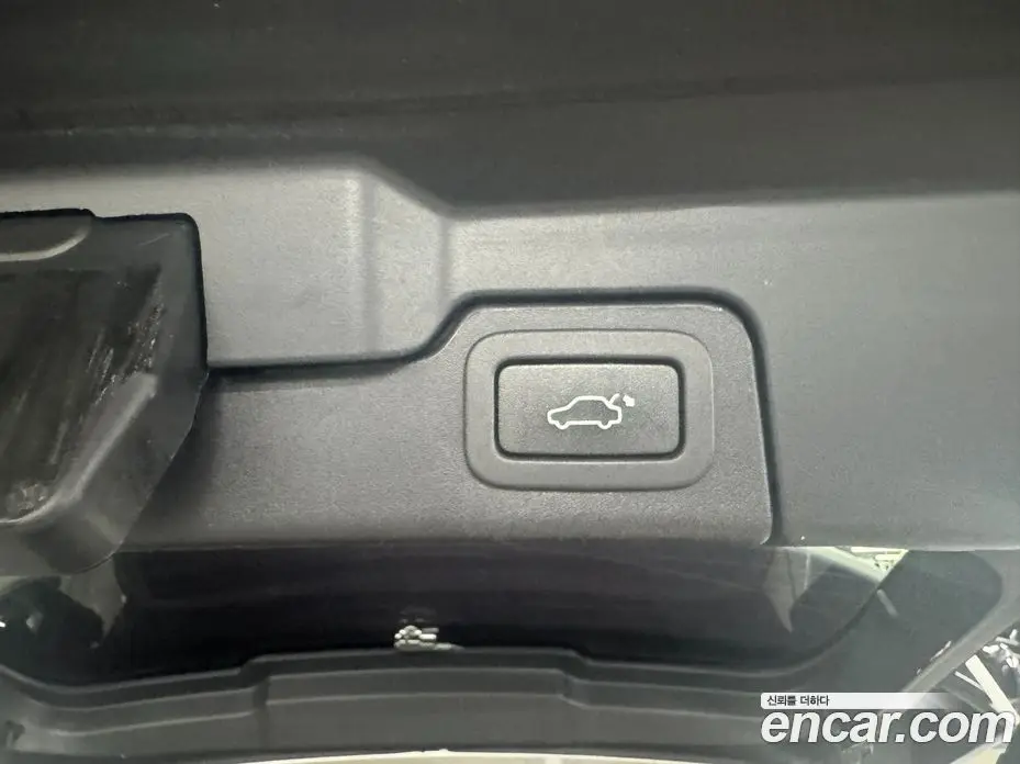 Land Rover Range Rover Evoque 2015 2.0 автомат (гидро), фото 16