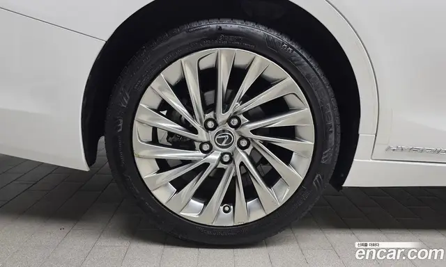 Lexus ES 2018 2.5 автомат (гидро), миниатюра 5 Lexus ES 2018 2.5 автомат (гидро), миниатюра 5