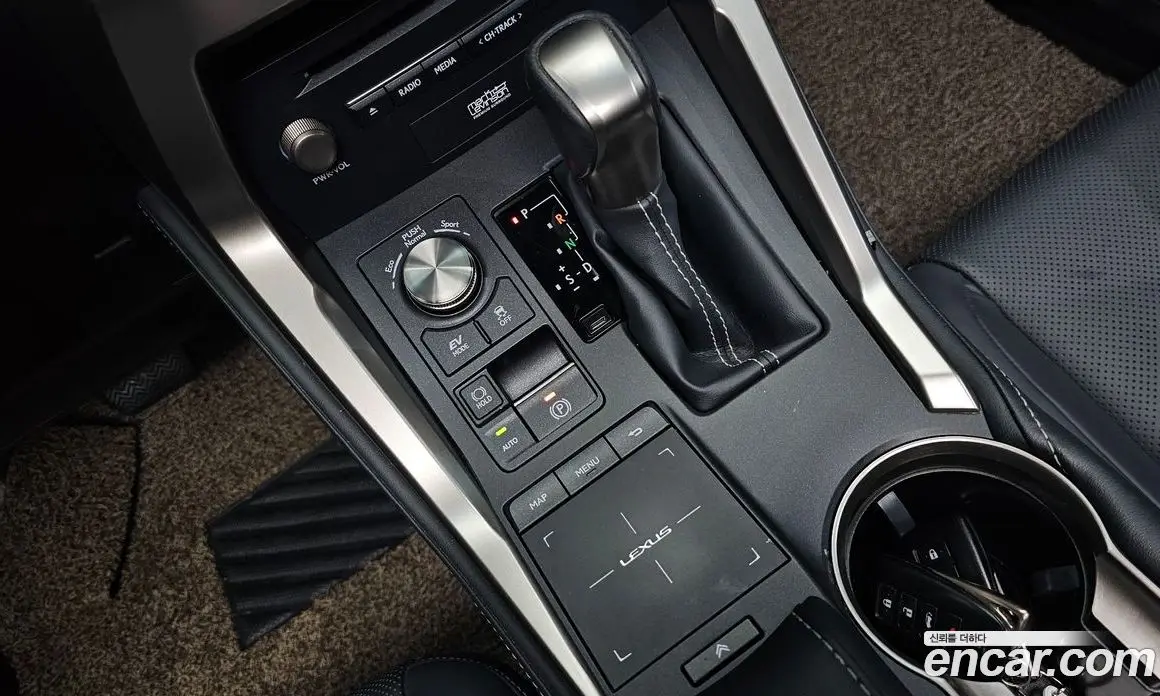 Lexus NX 2019 2.5 автомат (гидро), фото 11 Lexus NX 2019 2.5 автомат (гидро), фото 11