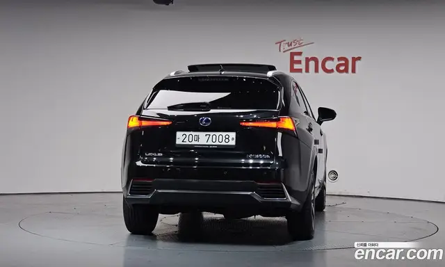 Lexus NX 2019 2.5 автомат (гидро), миниатюра 3 Lexus NX 2019 2.5 автомат (гидро), миниатюра 3