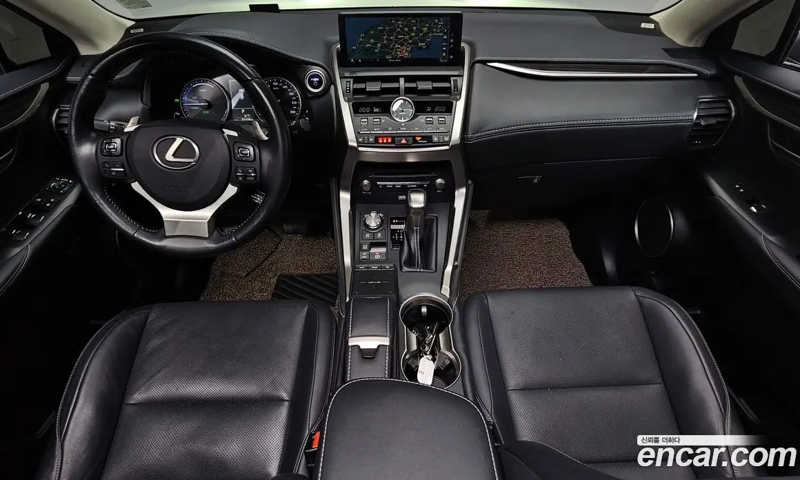 Lexus NX 2019 2.5 автомат (гидро), фото 9 Lexus NX 2019 2.5 автомат (гидро), фото 9