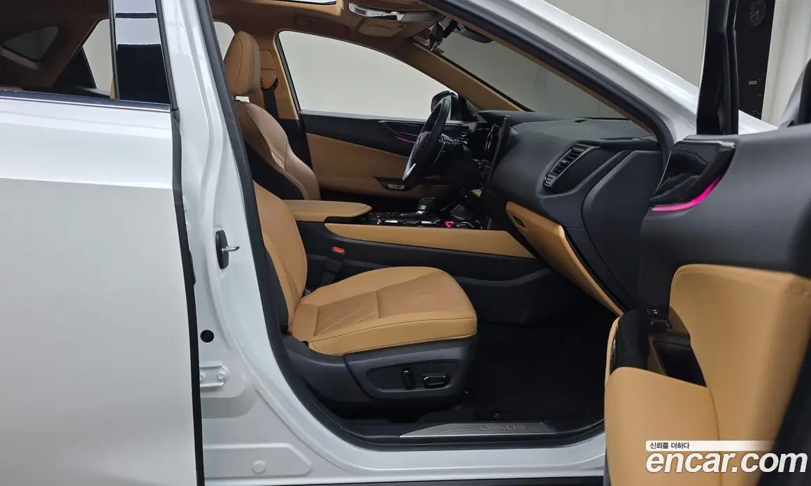 Lexus NX 2024 2.5 автомат (гидро), фото 15 Lexus NX 2024 2.5 автомат (гидро), фото 15