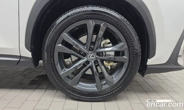 Lexus NX 2024 2.5 автомат (гидро), миниатюра 6 Lexus NX 2024 2.5 автомат (гидро), миниатюра 6