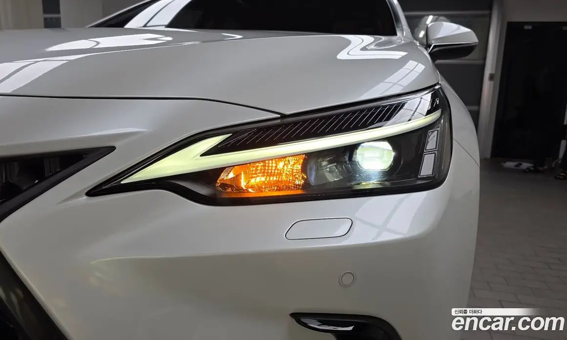 Lexus NX 2024 2.5 автомат (гидро), фото 7 Lexus NX 2024 2.5 автомат (гидро), фото 7