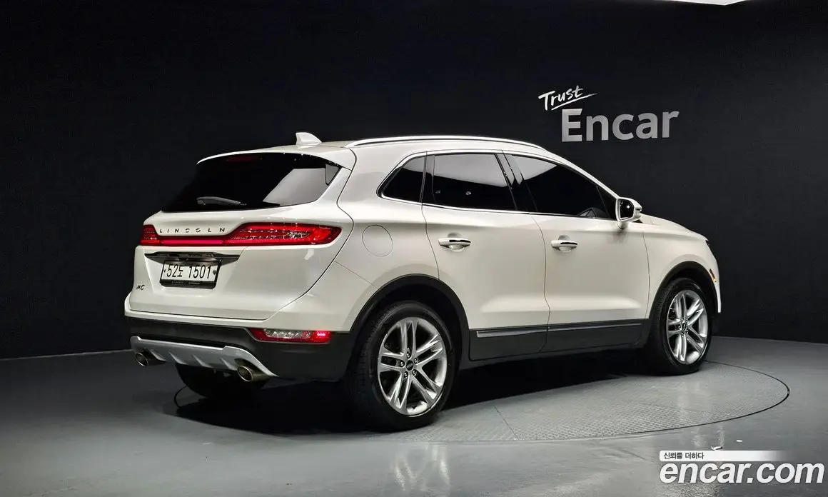 Lincoln MKC 2019 2.0 автомат (гидро), фото 2 Lincoln MKC 2019 2.0 автомат (гидро), фото 2