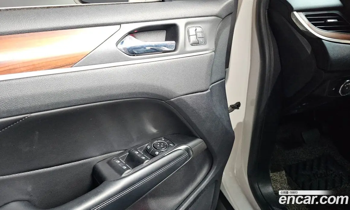 Lincoln MKC 2019 2.0 автомат (гидро), фото 29 Lincoln MKC 2019 2.0 автомат (гидро), фото 29