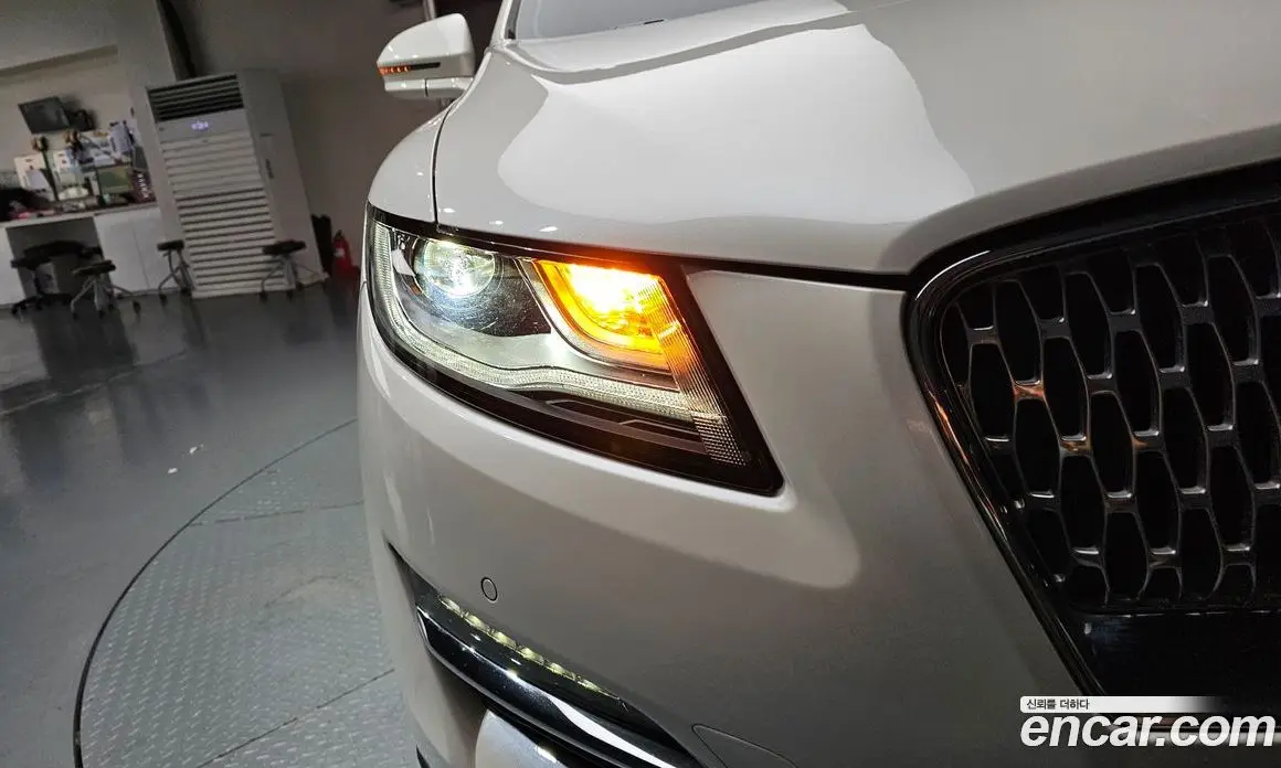 Lincoln MKC 2019 2.0 автомат (гидро), фото 8 Lincoln MKC 2019 2.0 автомат (гидро), фото 8