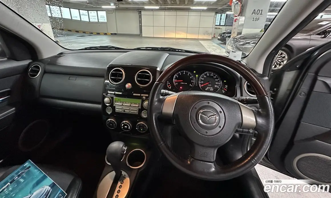 Mazda Verisa 2006 1.5 автомат (гидро), фото 12 Mazda Verisa 2006 1.5 автомат (гидро), фото 12
