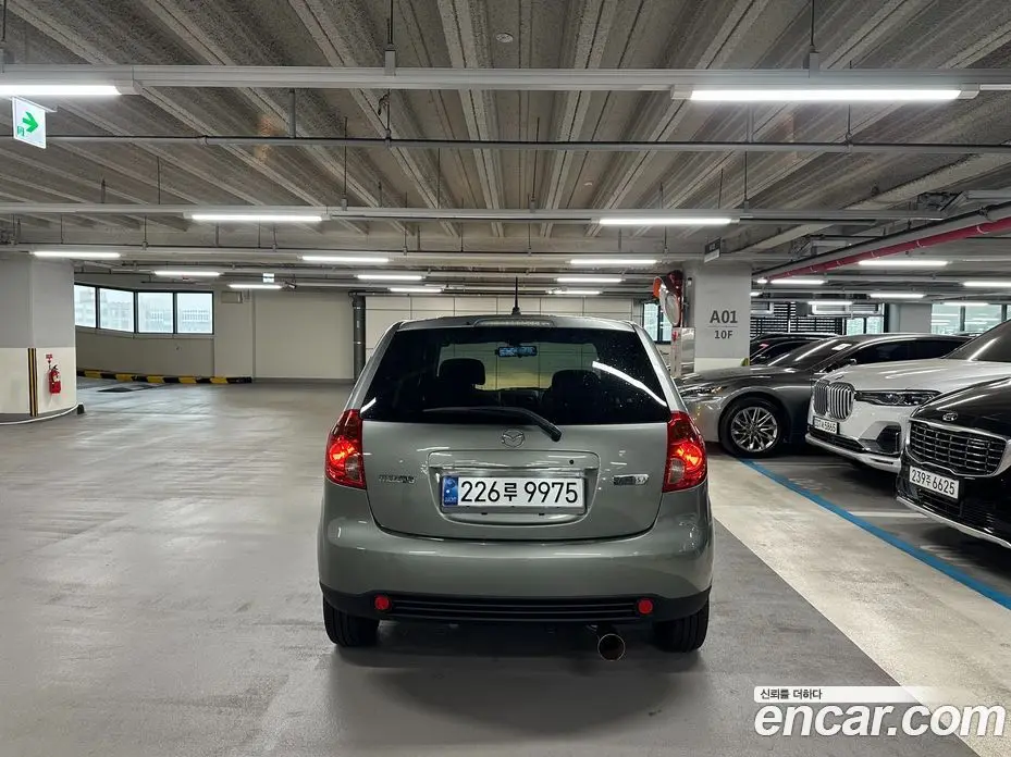 Mazda Verisa 2006 1.5 автомат (гидро), фото 5 Mazda Verisa 2006 1.5 автомат (гидро), фото 5