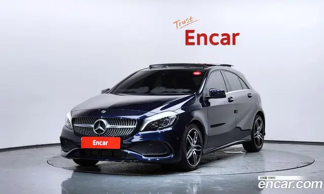 Mercedes-Benz A-Class 2018 1.6 автомат (гидро), миниатюра 1