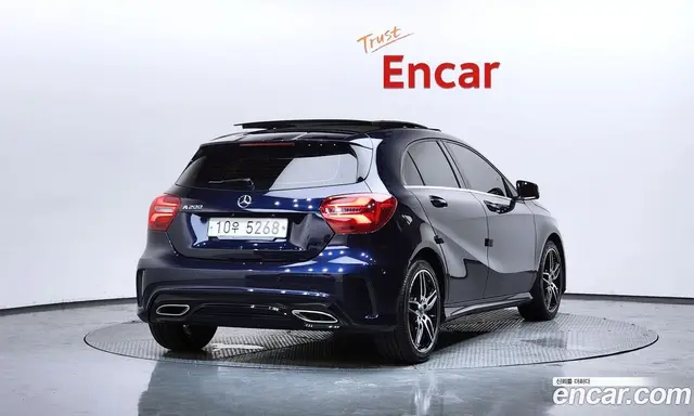 Mercedes-Benz A-Class 2018 1.6 автомат (гидро), миниатюра 2