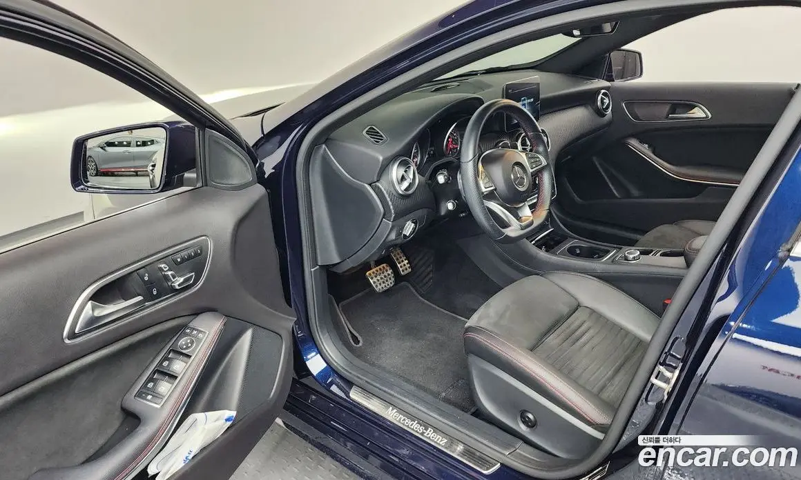Mercedes-Benz A-Class 2018 1.6 автомат (гидро), фото 13