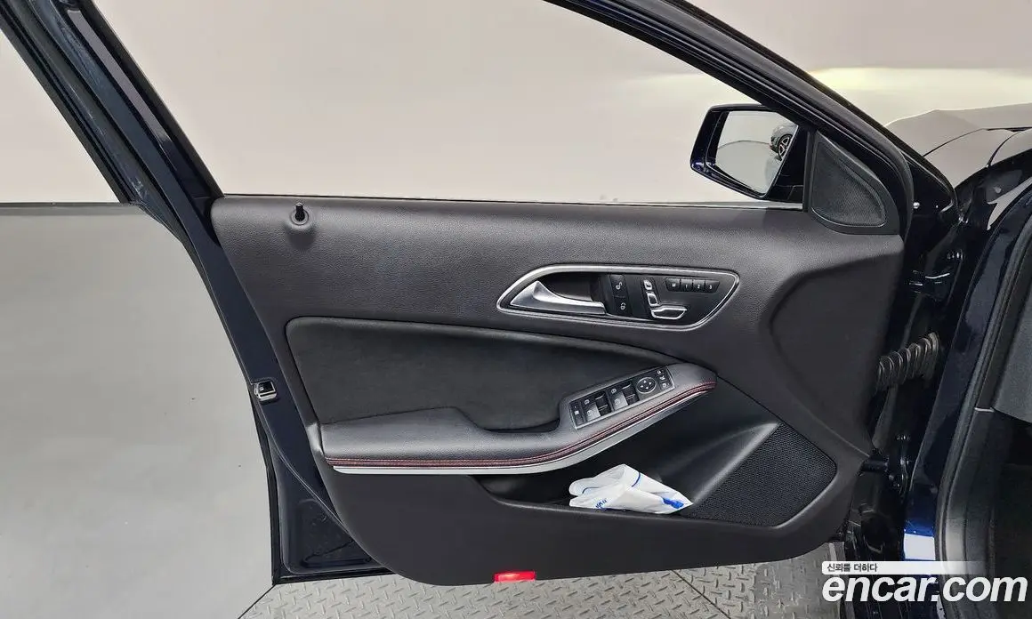 Mercedes-Benz A-Class 2018 1.6 автомат (гидро), фото 14
