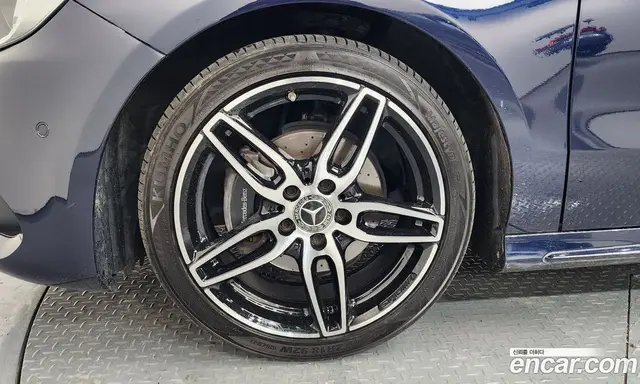 Mercedes-Benz A-Class 2018 1.6 автомат (гидро), миниатюра 5