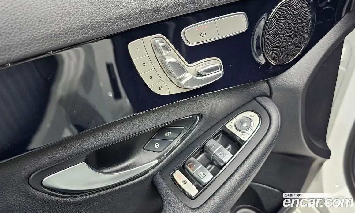 Mercedes-Benz C-Class 2019 2.0 автомат (гидро), фото 12 Mercedes-Benz C-Class 2019 2.0 автомат (гидро), фото 12