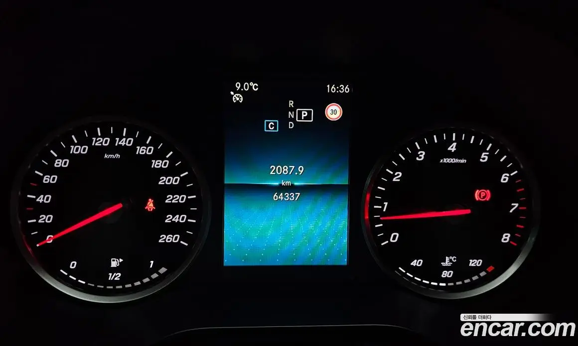 Mercedes-Benz C-Class 2019 2.0 автомат (гидро), фото 8 Mercedes-Benz C-Class 2019 2.0 автомат (гидро), фото 8