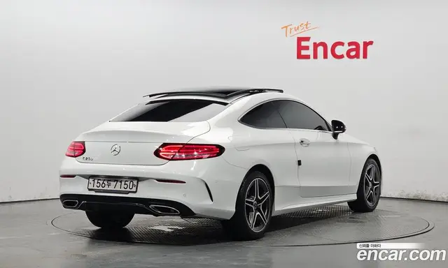Mercedes-Benz C-Class 2021 2.0 автомат (гидро), миниатюра 2