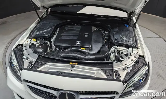 Mercedes-Benz C-Class 2023 2.0 автомат (гидро), миниатюра 6 Mercedes-Benz C-Class 2023 2.0 автомат (гидро), миниатюра 6