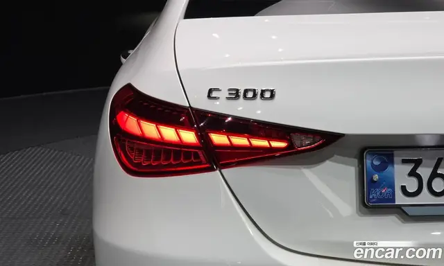 Mercedes-Benz C-Class 2023 2.0 автомат (гидро), миниатюра 9 Mercedes-Benz C-Class 2023 2.0 автомат (гидро), миниатюра 9