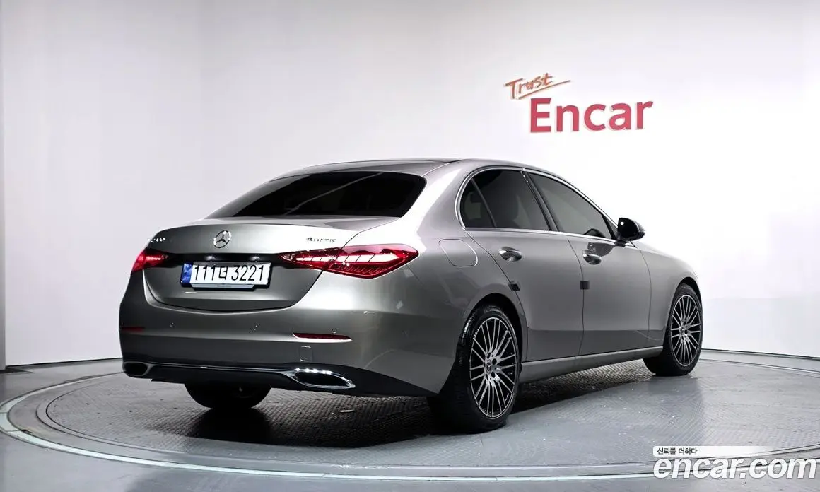 Mercedes-Benz C-Class 2024 2.0 автомат (гидро), фото 2 Mercedes-Benz C-Class 2024 2.0 автомат (гидро), фото 2
