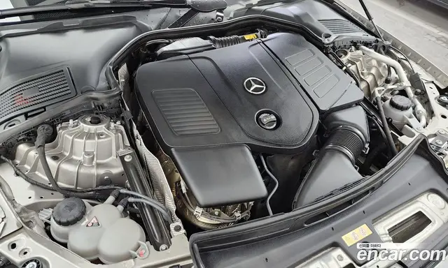 Mercedes-Benz C-Class 2024 2.0 автомат (гидро), миниатюра 6 Mercedes-Benz C-Class 2024 2.0 автомат (гидро), миниатюра 6