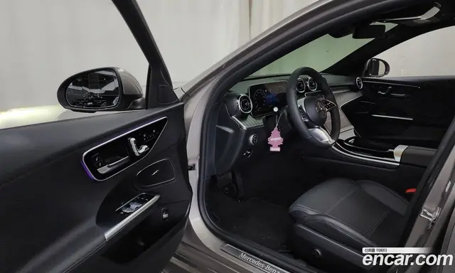 Mercedes-Benz C-Class 2024 2.0 автомат (гидро), миниатюра 10 Mercedes-Benz C-Class 2024 2.0 автомат (гидро), миниатюра 10
