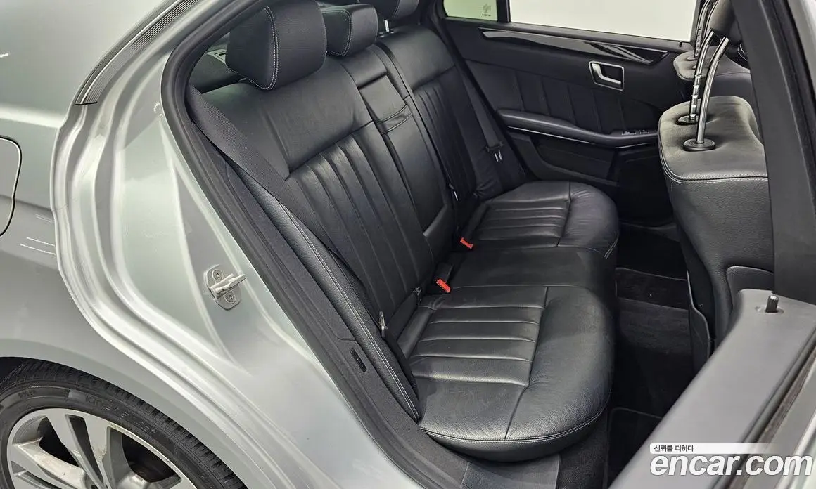 Mercedes-Benz E-Class 2015 3.5 автомат (гидро), фото 11 Mercedes-Benz E-Class 2015 3.5 автомат (гидро), фото 11