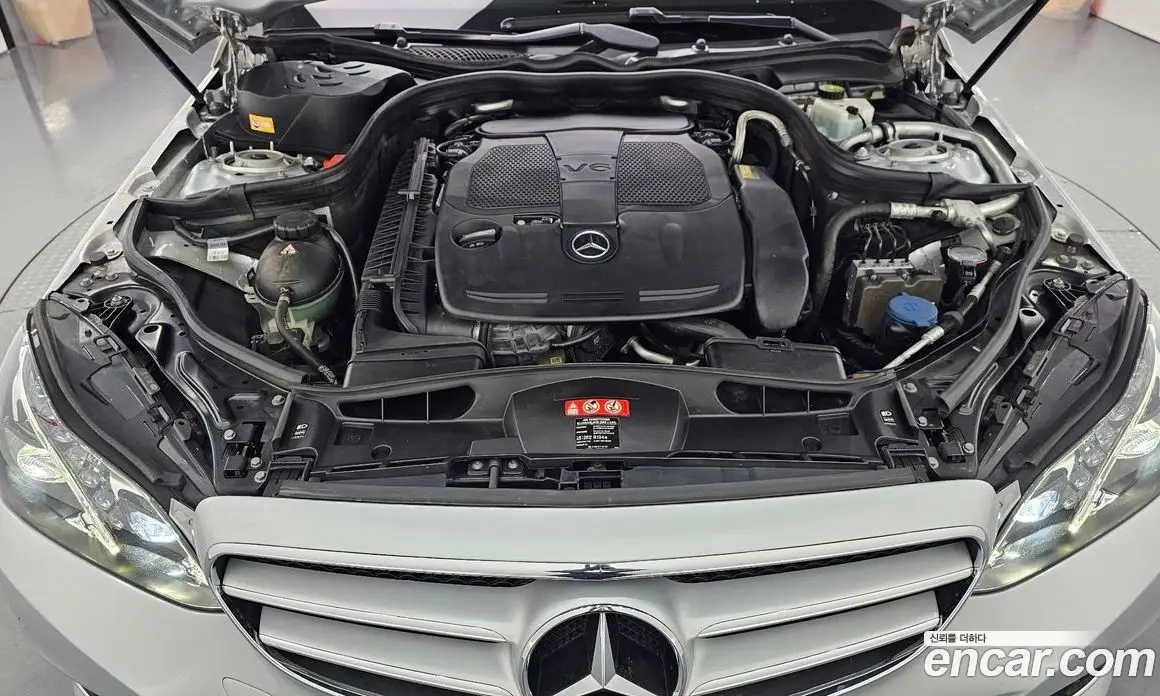 Mercedes-Benz E-Class 2015 3.5 автомат (гидро), фото 6 Mercedes-Benz E-Class 2015 3.5 автомат (гидро), фото 6