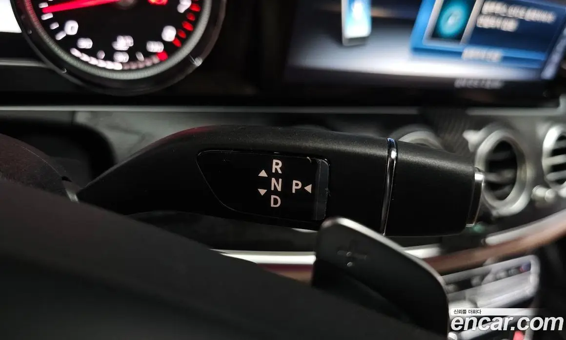 Mercedes-Benz E-Class 2017 2.0 автомат (гидро), фото 12