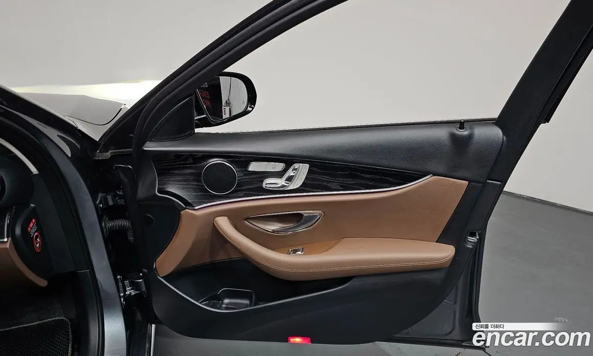 Mercedes-Benz E-Class 2017 2.0 автомат (гидро), фото 14