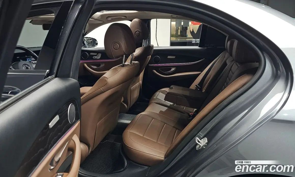Mercedes-Benz E-Class 2017 2.0 автомат (гидро), фото 18