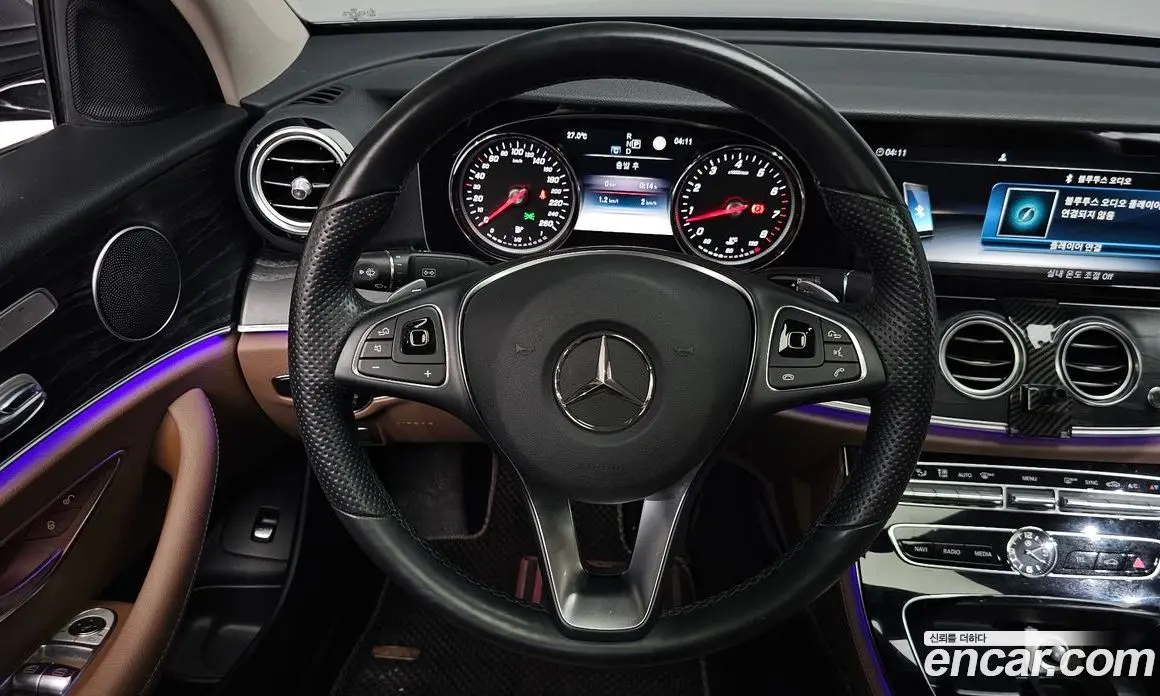 Mercedes-Benz E-Class 2017 2.0 автомат (гидро), фото 19
