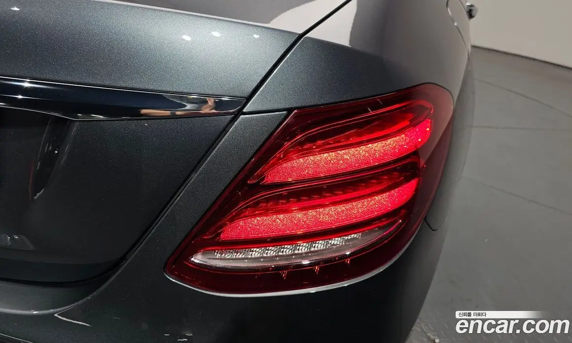 Mercedes-Benz E-Class 2017 2.0 автомат (гидро), фото 9