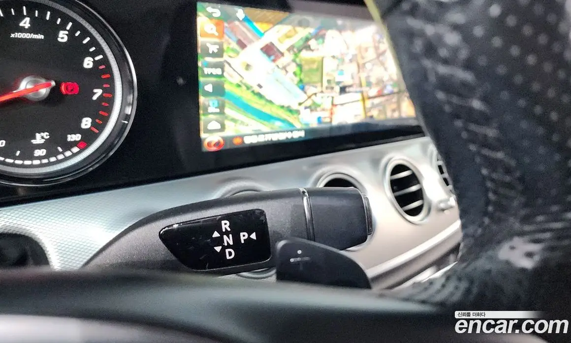 Mercedes-Benz E-Class 2017 2.0 автомат (гидро), фото 12 Mercedes-Benz E-Class 2017 2.0 автомат (гидро), фото 12