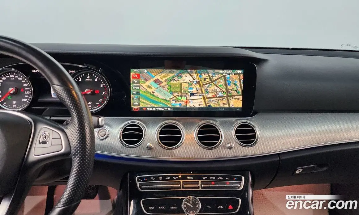 Mercedes-Benz E-Class 2017 2.0 автомат (гидро), фото 13 Mercedes-Benz E-Class 2017 2.0 автомат (гидро), фото 13
