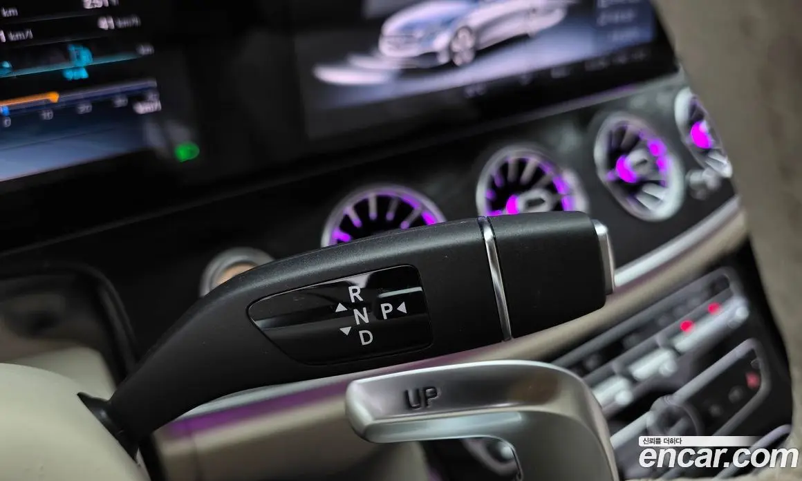 Mercedes-Benz E-Class 2018 2.0 автомат (гидро), фото 11 Mercedes-Benz E-Class 2018 2.0 автомат (гидро), фото 11