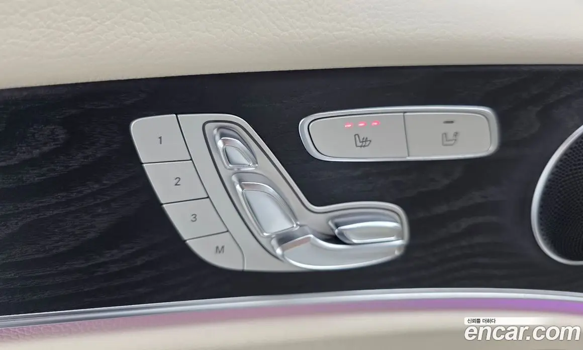 Mercedes-Benz E-Class 2018 2.0 автомат (гидро), фото 22 Mercedes-Benz E-Class 2018 2.0 автомат (гидро), фото 22