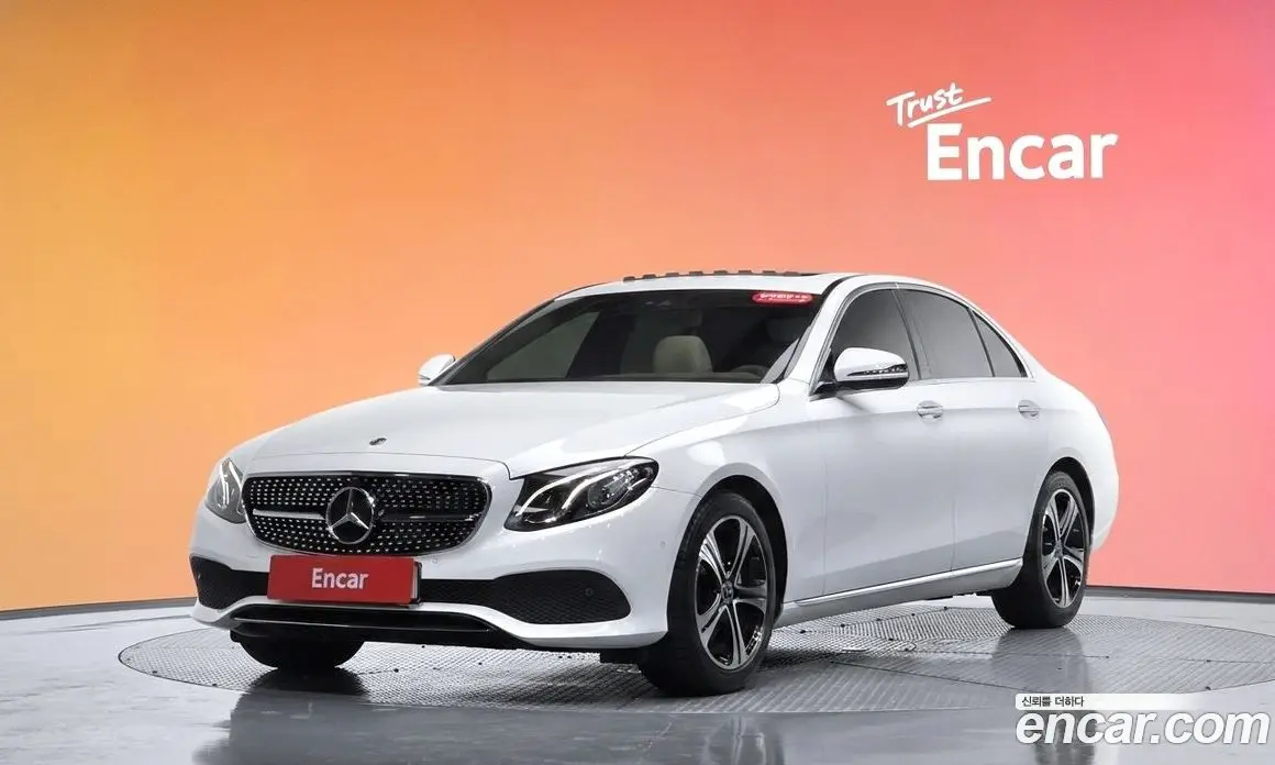 Mercedes-Benz E-Class 2018 2.0 автомат (гидро), фото 33 Mercedes-Benz E-Class 2018 2.0 автомат (гидро), фото 33