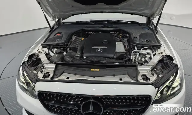 Mercedes-Benz E-Class 2018 2.0 автомат (гидро), миниатюра 5 Mercedes-Benz E-Class 2018 2.0 автомат (гидро), миниатюра 5