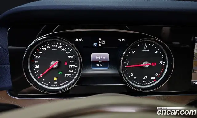 Mercedes-Benz E-Class 2018 1.9 автомат (гидро), миниатюра 8