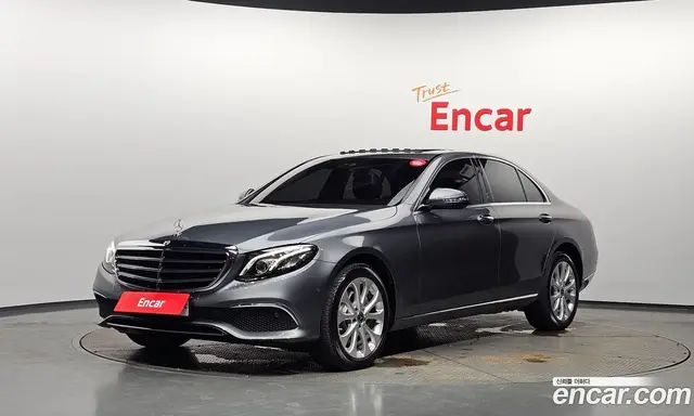 Mercedes-Benz E-Class 2019 1.9 автомат (гидро), миниатюра 1 Mercedes-Benz E-Class 2019 1.9 автомат (гидро), миниатюра 1