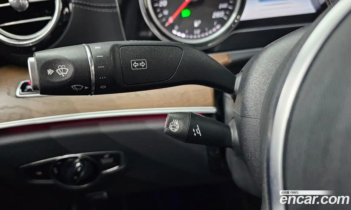 Mercedes-Benz E-Class 2019 1.9 автомат (гидро), фото 13 Mercedes-Benz E-Class 2019 1.9 автомат (гидро), фото 13