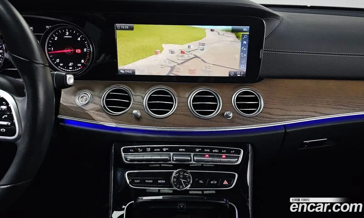 Mercedes-Benz E-Class 2019 1.9 автомат (гидро), фото 15 Mercedes-Benz E-Class 2019 1.9 автомат (гидро), фото 15