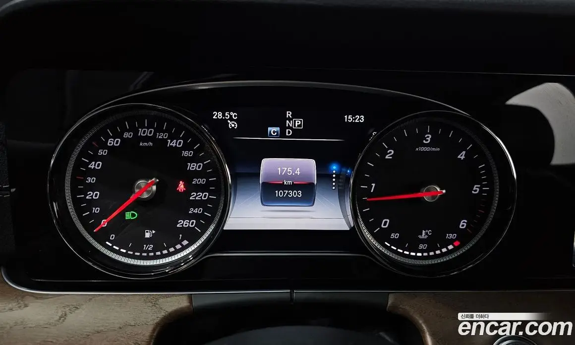 Mercedes-Benz E-Class 2019 1.9 автомат (гидро), фото 8 Mercedes-Benz E-Class 2019 1.9 автомат (гидро), фото 8