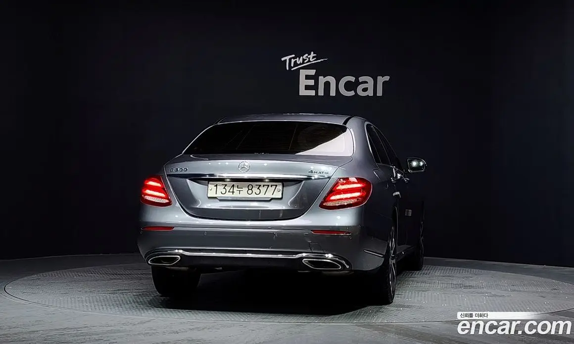 Mercedes-Benz E-Class 2020 2.0 автомат (гидро), фото 4