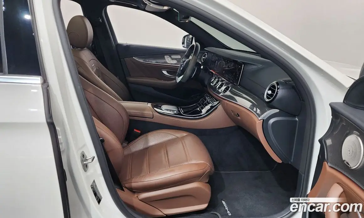 Mercedes-Benz E-Class 2021 3.0 автомат (гидро), фото 16 Mercedes-Benz E-Class 2021 3.0 автомат (гидро), фото 16