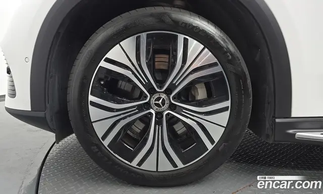 Mercedes-Benz EQE 2023 0.3 автомат (гидро), миниатюра 4 Mercedes-Benz EQE 2023 0.3 автомат (гидро), миниатюра 4