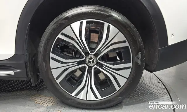 Mercedes-Benz EQE 2023 0.3 автомат (гидро), миниатюра 6 Mercedes-Benz EQE 2023 0.3 автомат (гидро), миниатюра 6